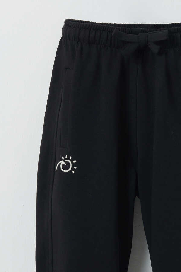 Black Embroidery Detailed Jogging Trousers - 3