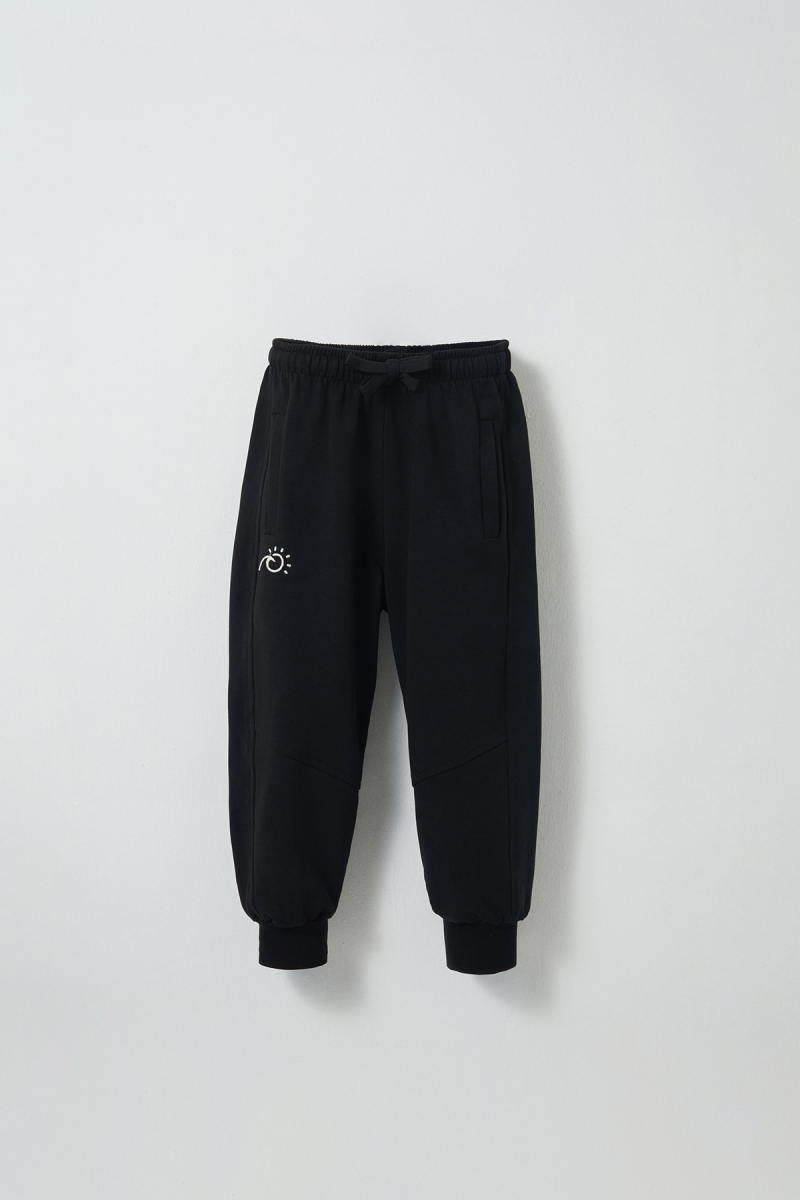 Black Embroidery Detailed Jogging Trousers - 2
